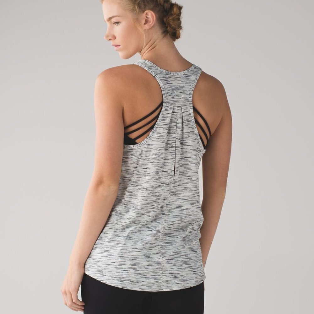 Lululemon Salute the Sun Singlet II Tiger Space Dye Black White